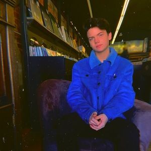 Meet your Posher, Thomas